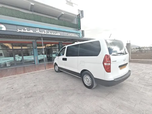 Hyundai H1 vitré 05 places 2019 