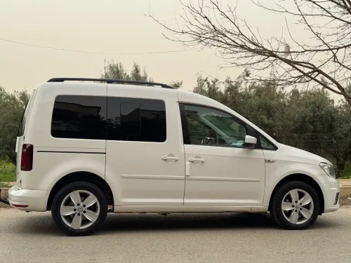 Volkswagen Caddy 2017 Highline