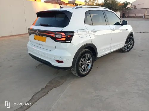 T-CROSS R-Line 2021 1.0 . 110ch essence turbo 100.000 KM