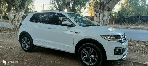T-CROSS R-Line 2021 1.0 . 110ch essence turbo 100.000 KM