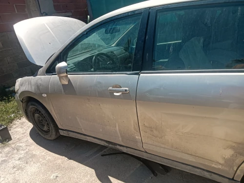 Nissan Tiida 5 portes 2008 Tiida 5 portes