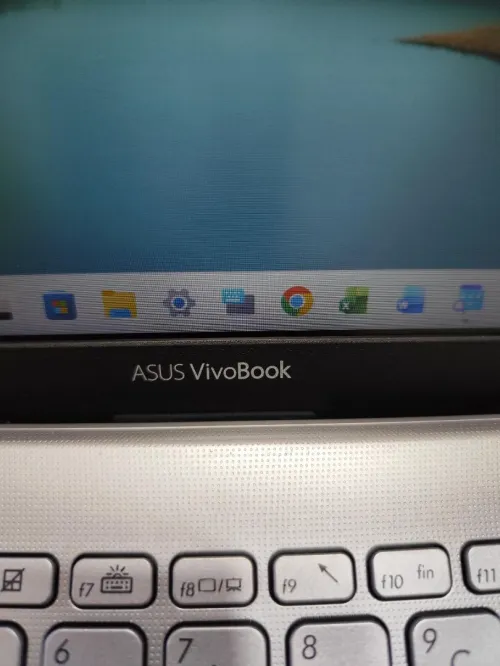 ASUS VivoBook