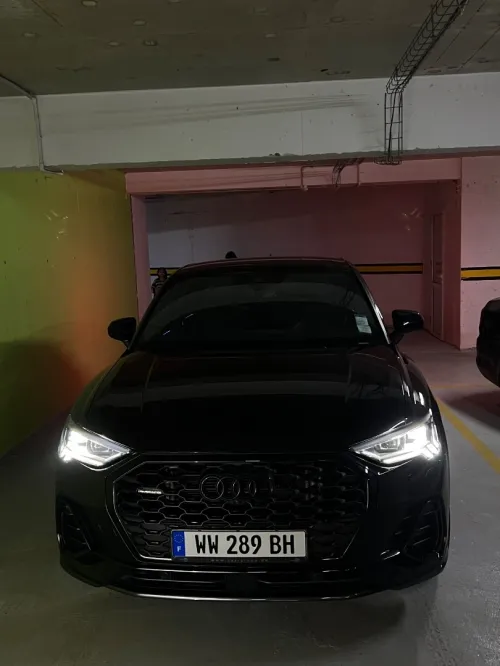 Audi Q3 2024 S-Line Quattro