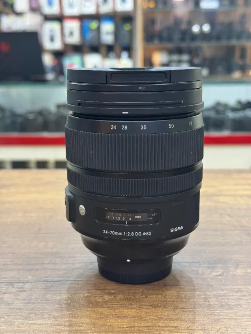 Sigma 24-70 2.8 Ninon