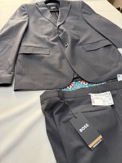 Costume dressler et hugo boss made in germany blue marine taille 56