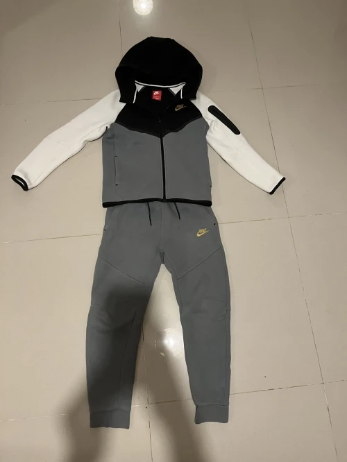 Nike tech original 147-158cm