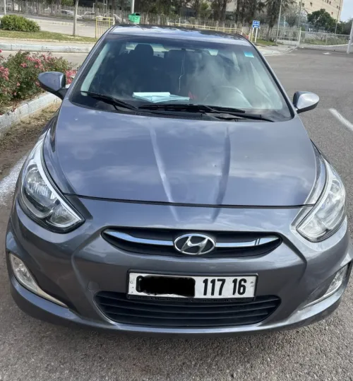 Hyundai Accent RB  4 portes 2017 Accent RB  4 portes