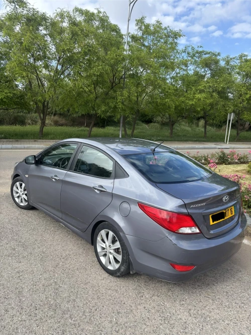 Hyundai Accent RB  4 portes 2017 Accent RB  4 portes