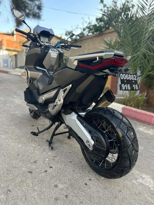 Honda xadv 750 2016