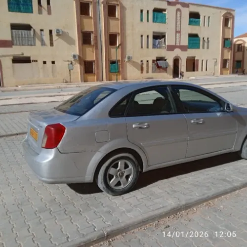 Chevrolet Optra 5 portes 2012 Optra 5 portes