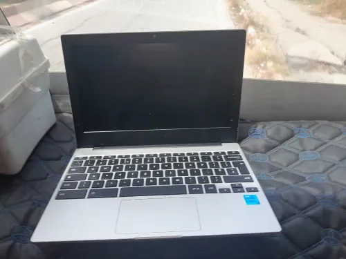 Galaxy Chromebook Go (11.6'', Celeron, 4GB)