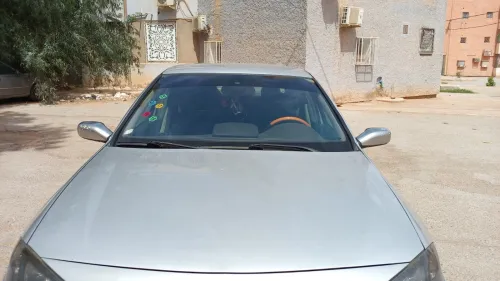 Renault Laguna 2 2001 Initiale