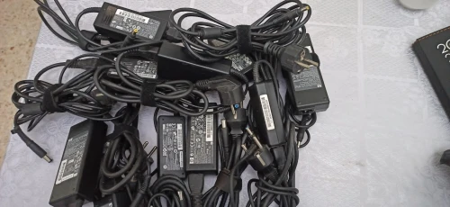 VEND CHARGEUR ORIGINAL-SONY-LENOVO-SAMSUNG