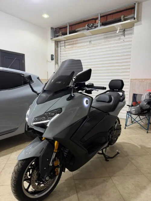 Yamaha T max 562 2025