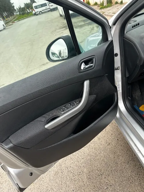 Peugeot 308 2008 