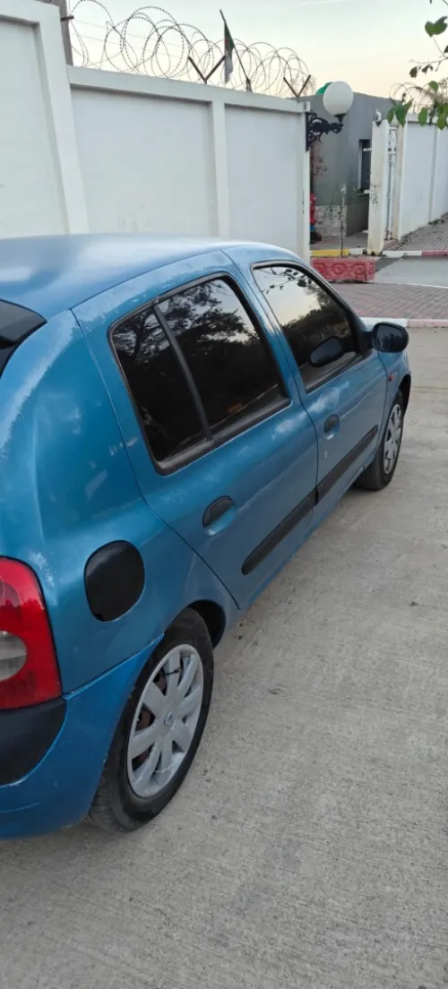 Renault Clio 2 2002 Extreme