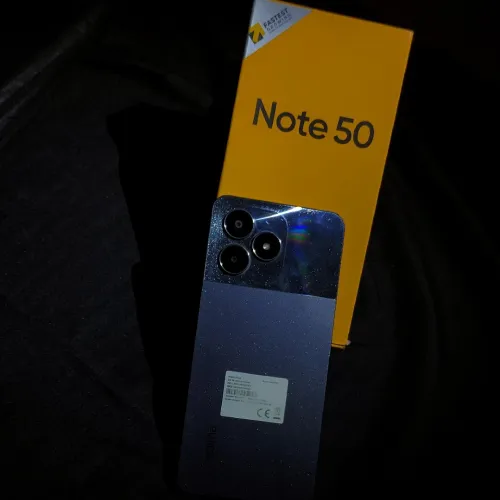 Realmi Not 50
