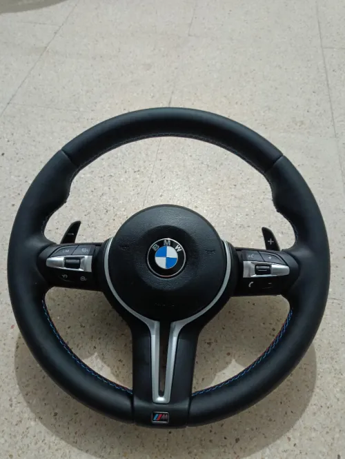 Volant bmw M f30 f36 f25 f20
