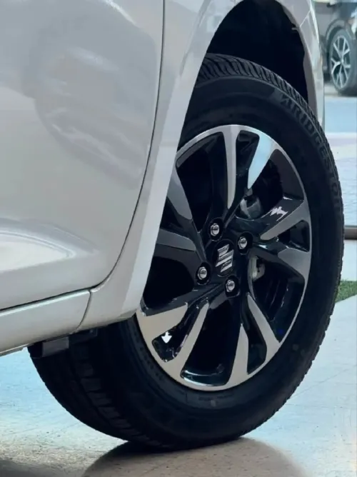 Suzuki Swift 2026 GLX
