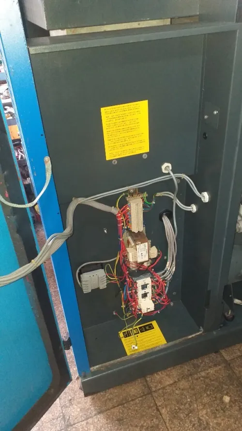 Maintenance et reparation des compresseur a vis et groupe électrogène