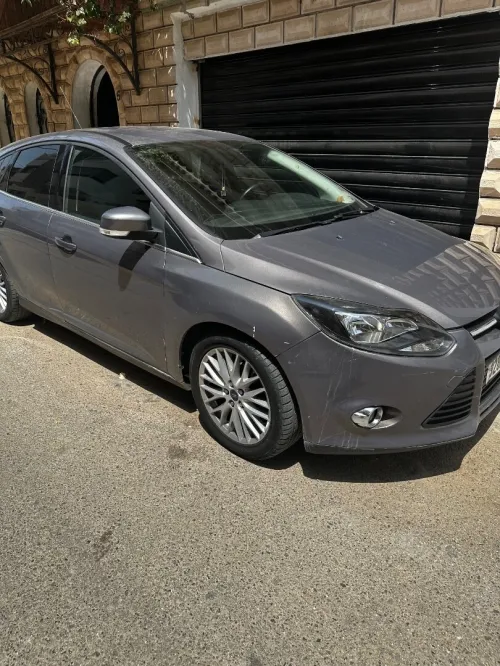 Ford Focus 5 portes 2012 Focus 5 portes