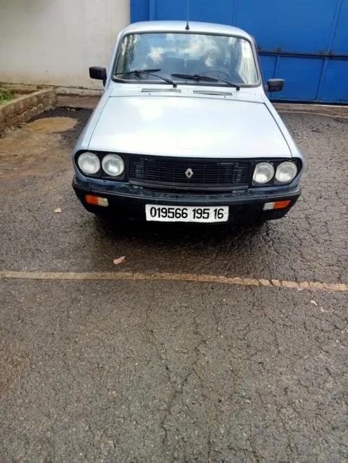 Dacia Renault. 12. 1995 