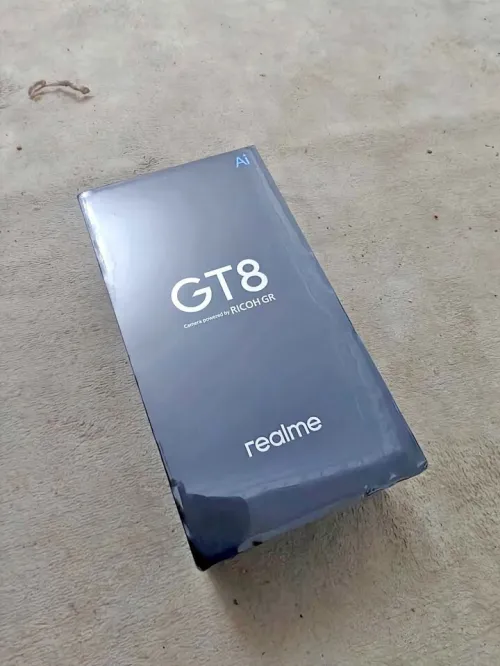 Realme GT8