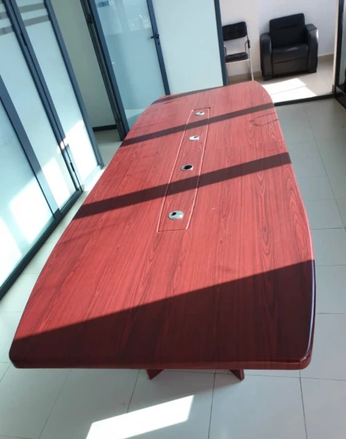 Tables de réunion