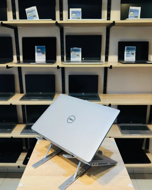DELL Latitude 5430   i7-1265U   16/512