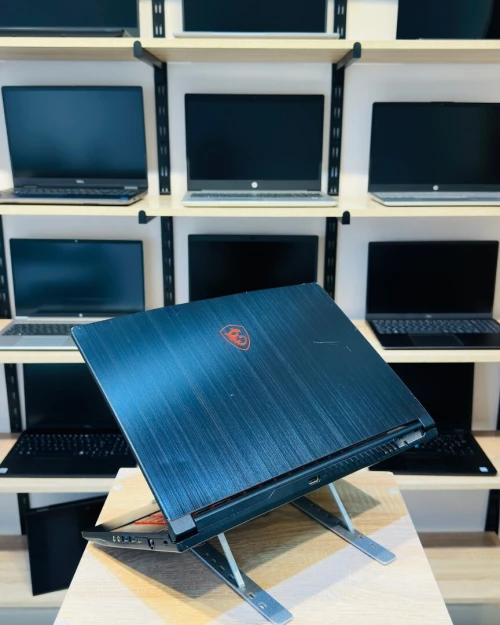 [VENDU] MSI Thin GF63 MS-16R4 I7-10750H 16/256/1T GTX 1650 Ti Max-q