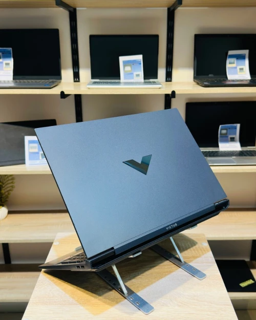 [VENDU] HP VICTUS O16  R5-5600H  16/512G  RX 5500M 4GB