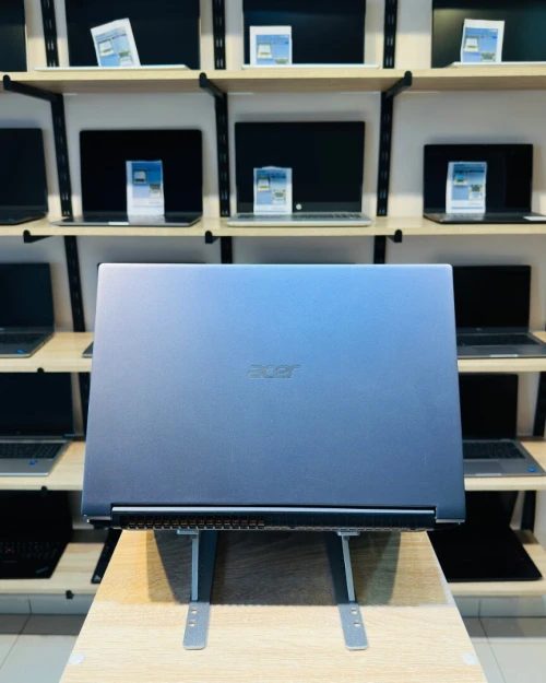 [VENDU] ACER Aspire A715-75G    i7-9750H  16/512  GTX 1650 4GB