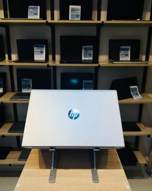 HP ProBook 450 G10     i5-1335U  16/512