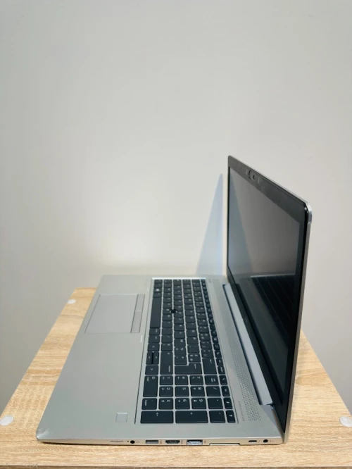 [VENDU] HP EliteBook 850 G5   I5-8250U 8/256 144Hz