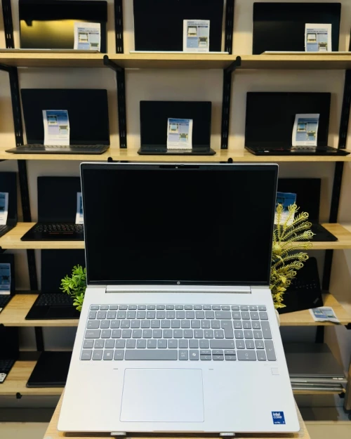 HP ProBook 460 G11   Ultra 7-155H   32/1T