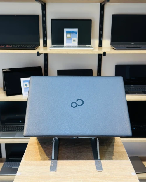 [VENDU] FUJITSU LifeBook A3510   i5-1035G1 8/256
