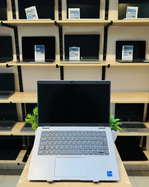 DELL Latitude 5420   I5-1135G7   8/256