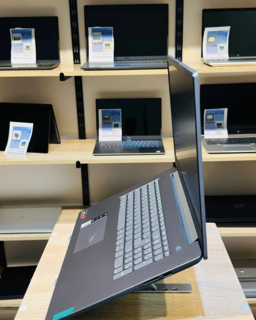 [VENDU] LENOVO IdeaPad 3 17ALC6  R5-5500U 8/256