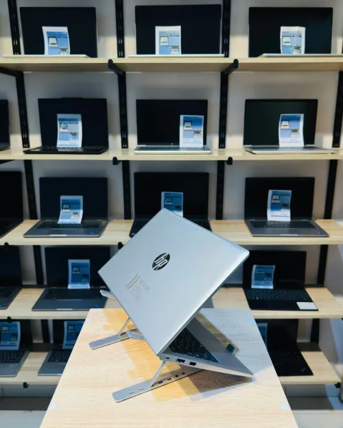 HP ProBook 440 G10    Intel U300  16/256