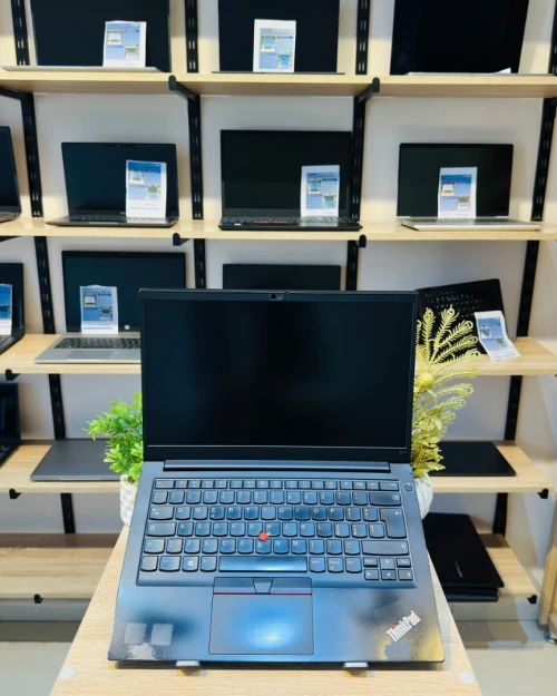 LENOVO ThinkPad E14 Gen 2    i7-1165G7 16/512