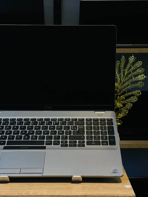 [VENDU] DELL Precision 3551