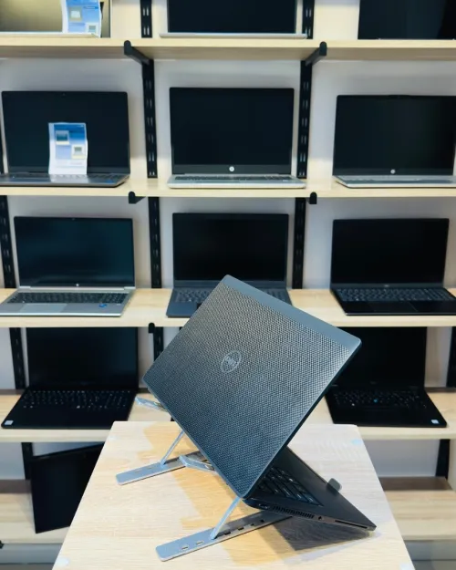 DELL Latitude 7320 I7-1185G7 16/256