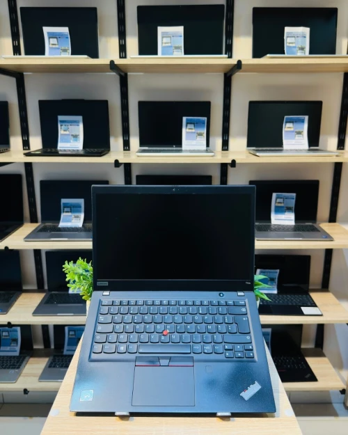 LENOVO ThinkPad T14s Gen1    Ryzen 5 PRO 4650U   16/256  Tactile