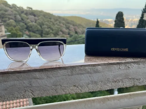 Lunette de soleils original pour femme