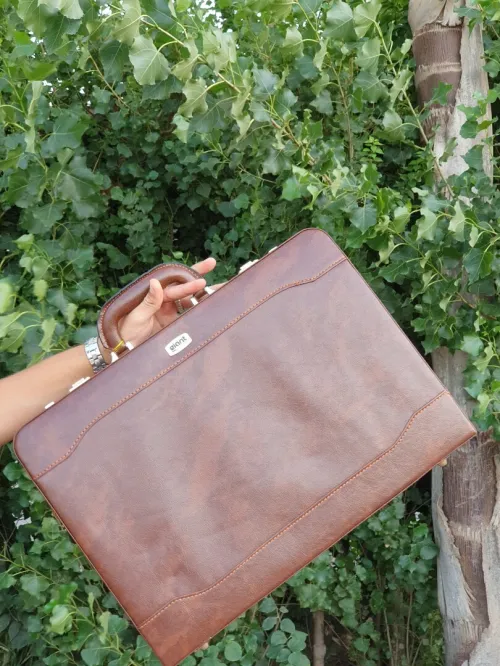 Valise deplomatique neuve- Luxe  & sécurité