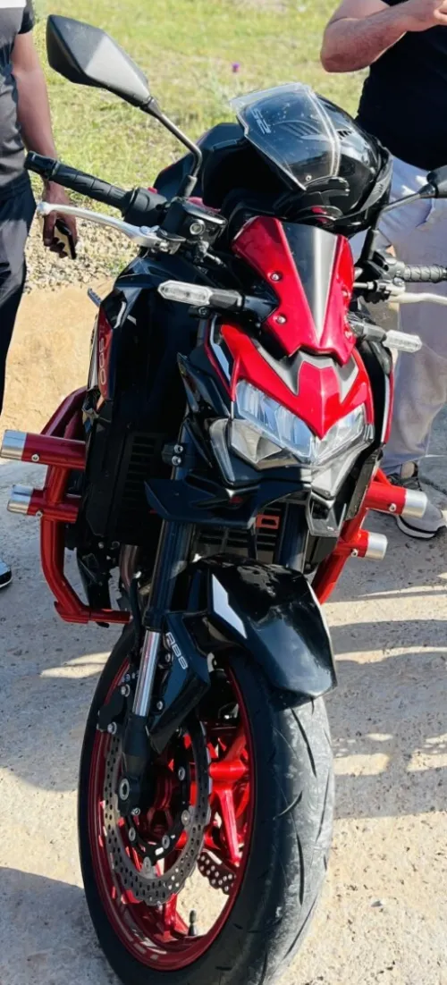 Kawazaki Z900 2024