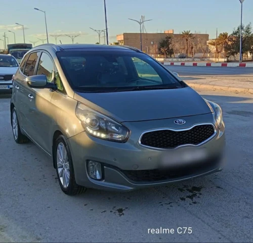 Kia Carens 2015 Premium
