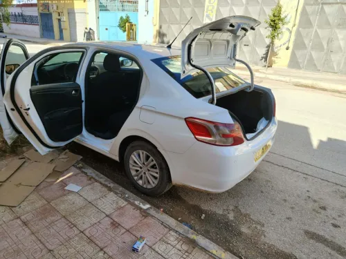 Peugeot 301 2014 301