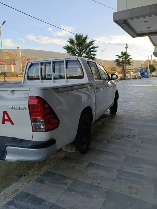 Toyota Hilux 4x2 2025 4x2 double cabine