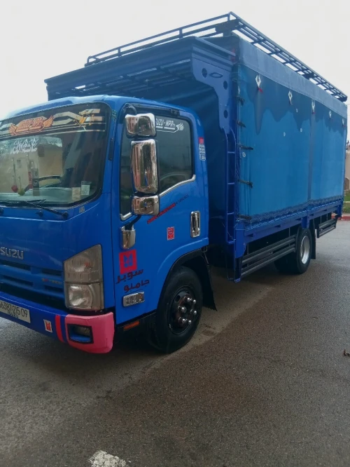 IZUZU Super jombo 2015